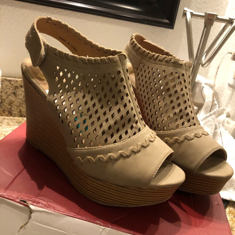 Open toe tan wedges, size 7, never worn